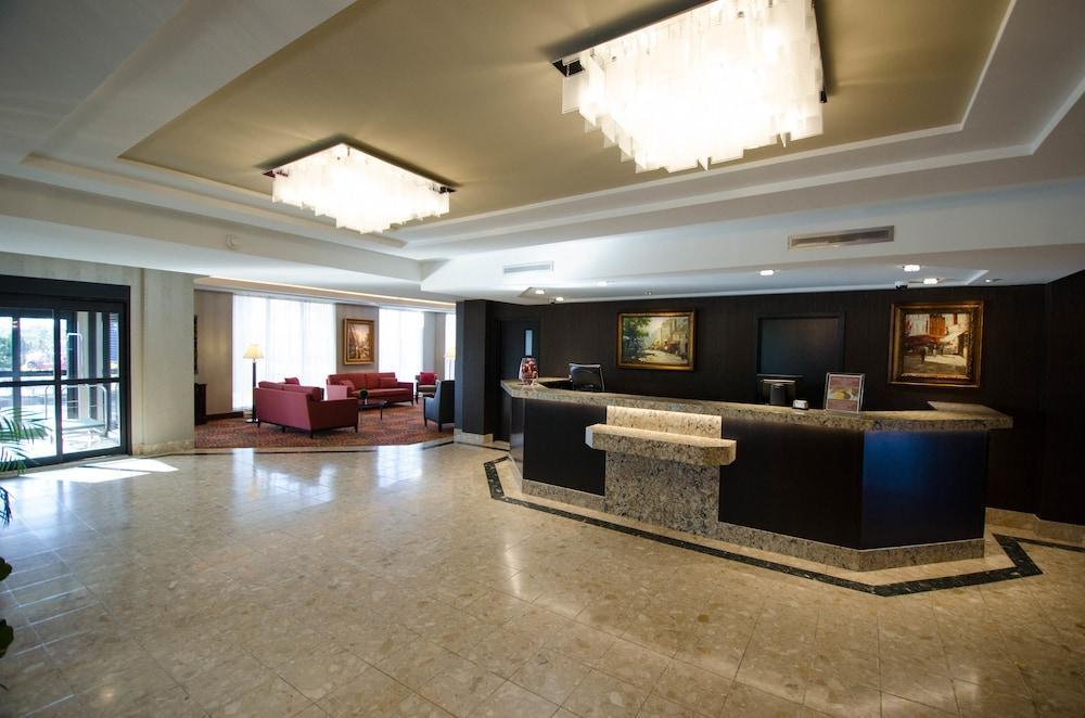 Hotel Welcominns بوشيفيل المظهر الخارجي الصورة